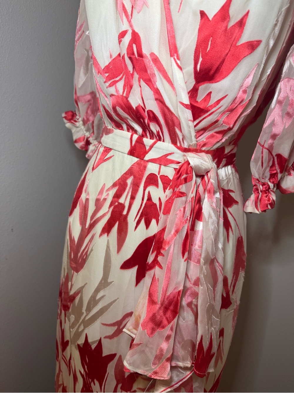 Saloni Olivia dress in the Rainbow Coral - Picture 4 of 10